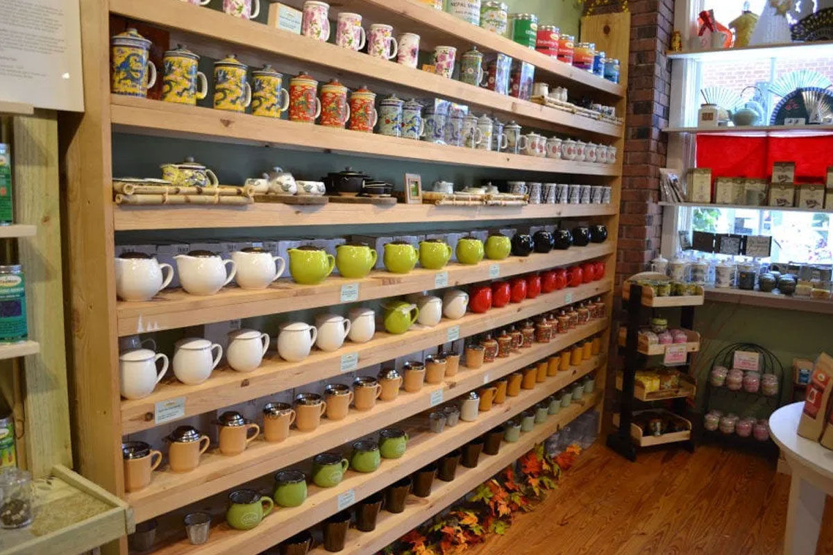 TeaMaze-Wall-of-Tea-Mugs-Closeup